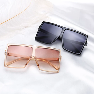 Box Sunglasses (Black)